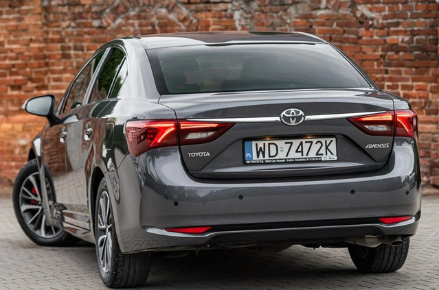 Toyota Avensis cena 46700 przebieg: 260000, rok produkcji 2016 z Radzymin małe 407